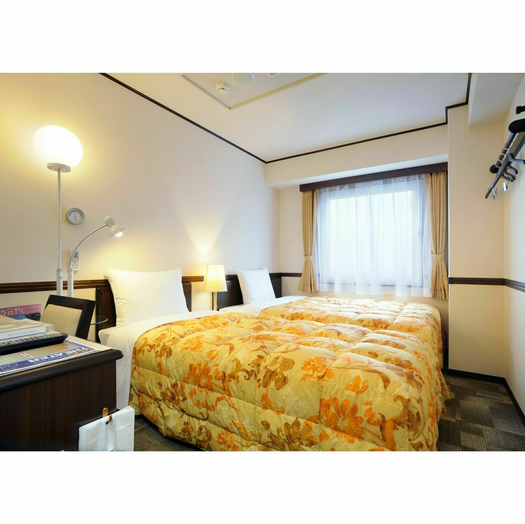 Toyoko Inn Tokyo Otemachi Exterior photo